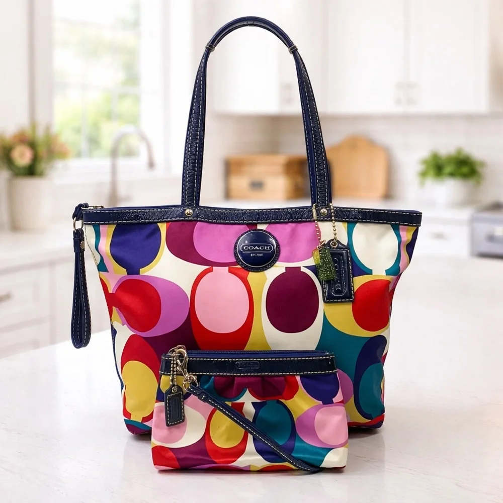 Coach 2010 Signature Scarf Print Multicolor Satin Tote & wristlet-F15183